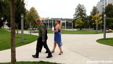 wspaniała klasyczna mamuśka ma ochotę na młodego studenta