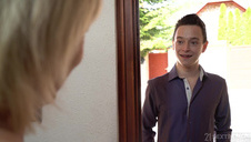 czerwona szminka i zwinne usta