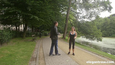 ładna amatorka z naturalnymi skarbami