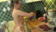 blondyna ruchana przez napalonego murzyna