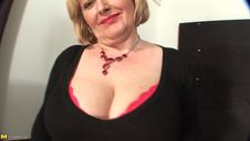 namiętny seks z brunetką