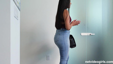 ostro rżną czekoladową pannę