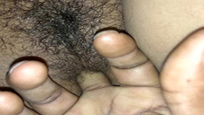 ochroniarze dymają na dwa bolce fajną pokojówkę