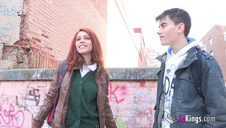 blondyn rucha seks brunetkę