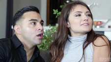 małoletnia zdzira i czerwone pośladki