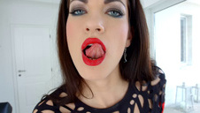 cycata lekko przy kości chce poczuć dużego chuja