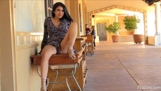 silikonowa porno mamcia lubi być przez niego penetrowana