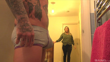 nastoletnia mandy muse prezentuje swój tyłek