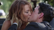 blada niunia w fioletowym staniczku