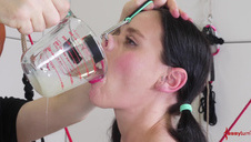 seks w trójkącie z małą gwiazdą porno