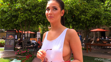 czekoladka seksownie wygląda w tych ciuszkach