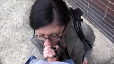 dojrzała mama ściąga rajstopy