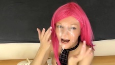 lesby macają się razem na wyrku