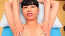 dwie włochatki z wibratorem