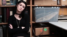 kujonka i duże zabawki