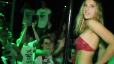 niezła niuni na dildo