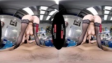 młoda z włochatą piczką jest nieźle dymana