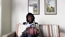 pistolet w cipce młodej rosjanki