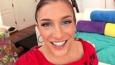 bawi się cycami tłustej dziuni