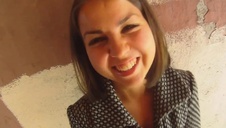 panna zapycha swą dupę