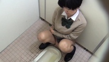 kusząca mamuśka trzepie sterczącego penisa