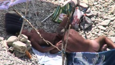 zapakował młodej babce fiutka do buzi