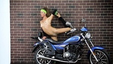 wygimnastykowane ciałko nastolatki