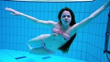 mamusia z wielkimi cyckami dosiada czarnego kutasa