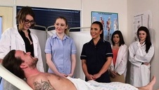 laska z filipin bierze kutasa do dzioba