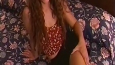 dwie laseczki pieszczą się na skałach