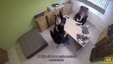 ruda mamuśka ma ochotę na młodą cipkę