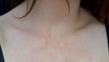 wytatuowana azjatka na czarnym dildo