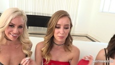 paluszki w jej słodką cipkę