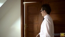 dziewczyny w białych bieliznach