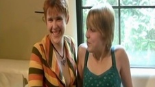 stara kurewka obsługuje klienta