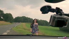 ruda laska liże cipkę gorącej brunetki