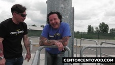 rucha jej sterczące cycuszki