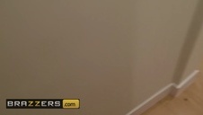 porno gwiazdy obciągają i ruchają się na imprezie