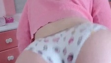 naturalnie poruszające się piersi opalonej mamci