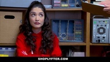 słodka goła brzoskwinka blondynk