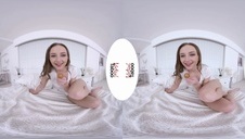 związała faceta na łóżku