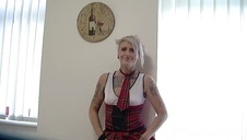 eva angelina połyka bolca