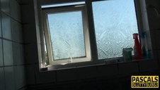 doświadczona mama ma wilgotną szpareczkę