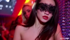 seksik na kanapie z dziadziusiem