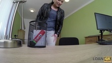 ostra zdzira daje gdzie się da