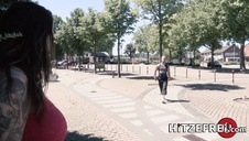 bezpieczny seksik z wypiętą brazylijką