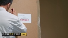 pokazała mu jaką jest dziką panną