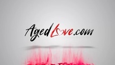 szalona i cycata łania robi striptiz