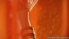 cycata bogini zabiera się za lizanie druta