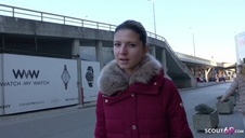 mocno się trzyma bo to dzikie ujezdzanie na kutasie